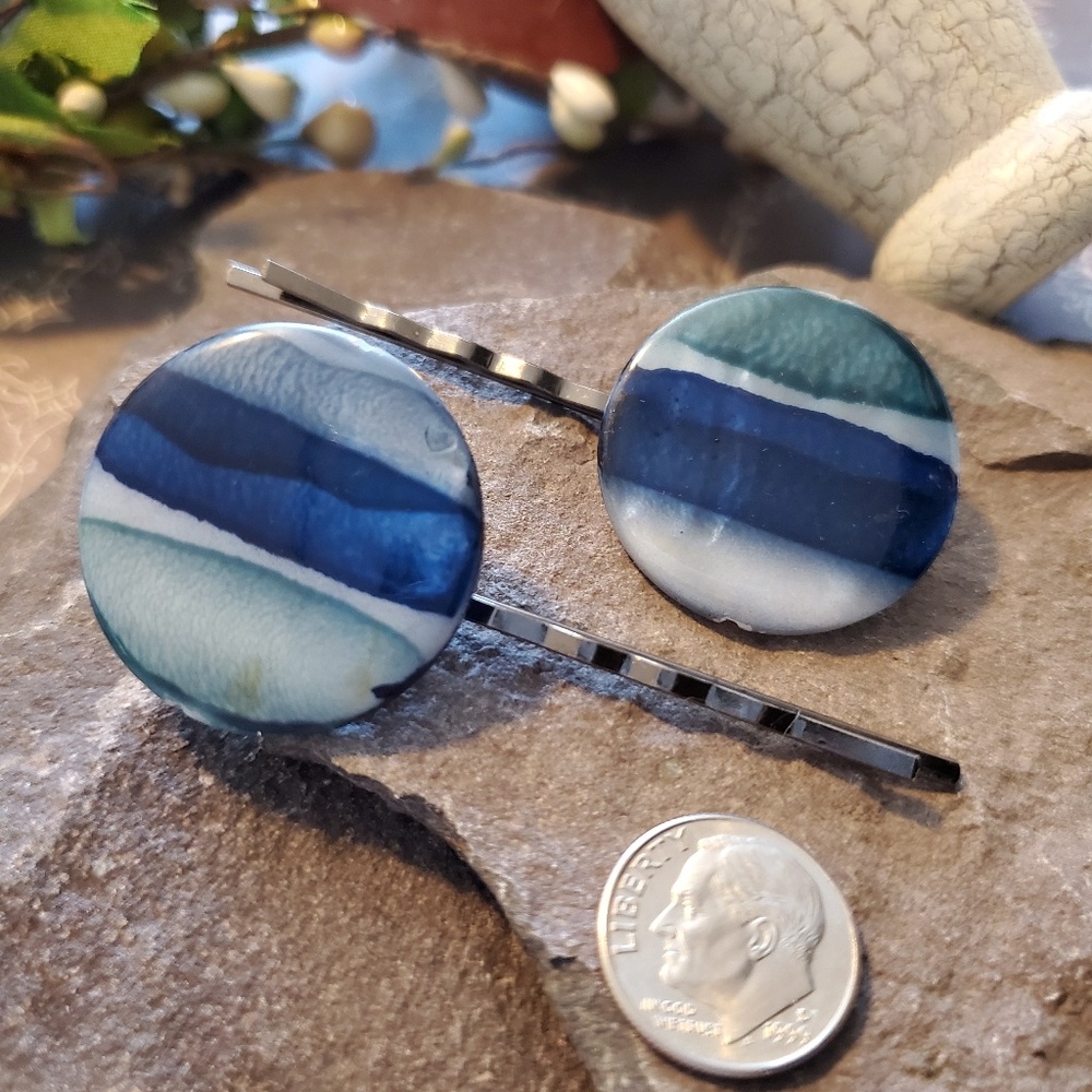 New Bobby Pin Set - Picture 3 of 4